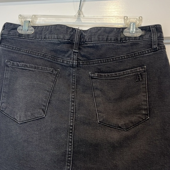 Articles Of Society Black Pencil Mini Skirt size 27. In great condition! - Picture 6 of 10
